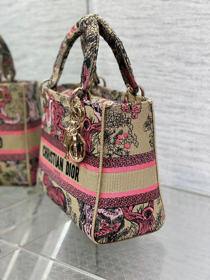 Elite Carryalls