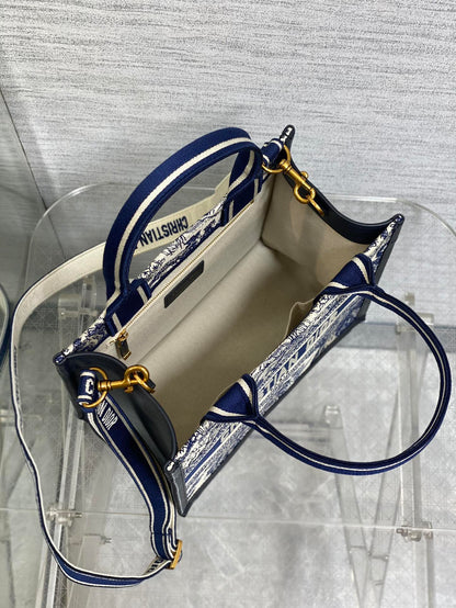 Elite Carryalls
