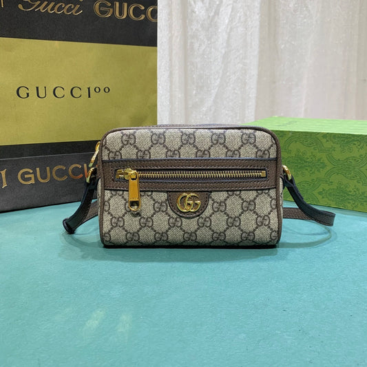 Elite Carryalls