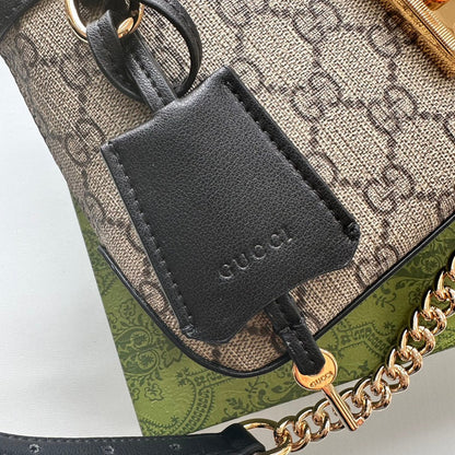 Elite Carryalls