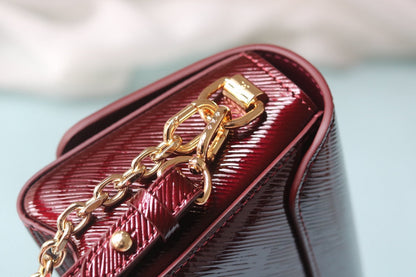 Elite Carryalls