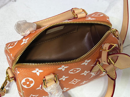 Elite Carryalls