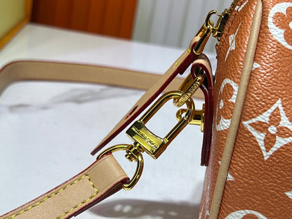 Elite Carryalls