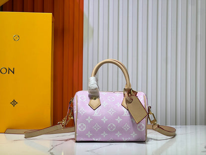 Elite Carryalls