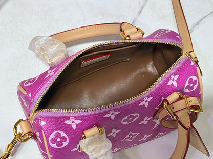 Elite Carryalls
