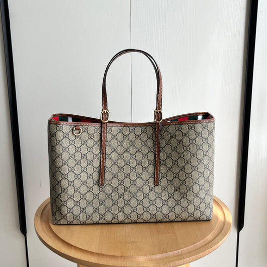 Elite Carryalls