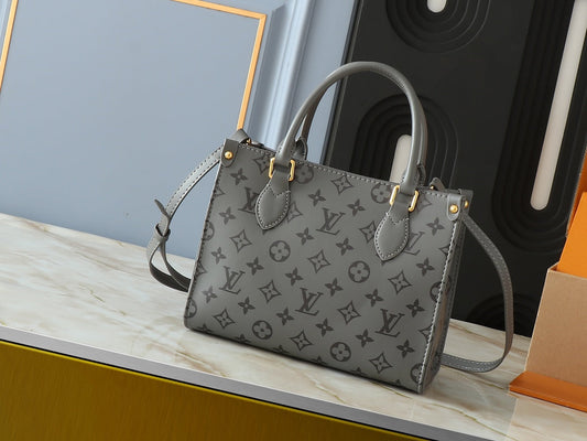 Elite Carryalls