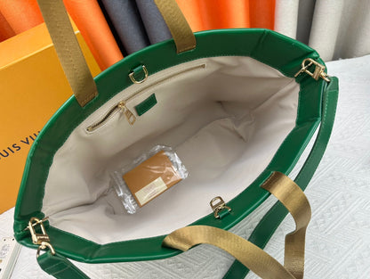 Elite Carryalls