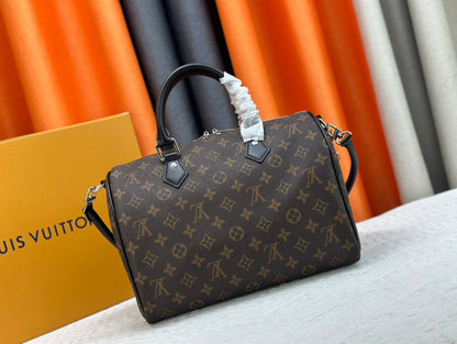 Elite Carryalls