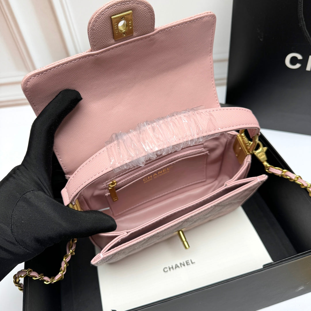 Elite Carryalls