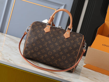 Elite Carryalls