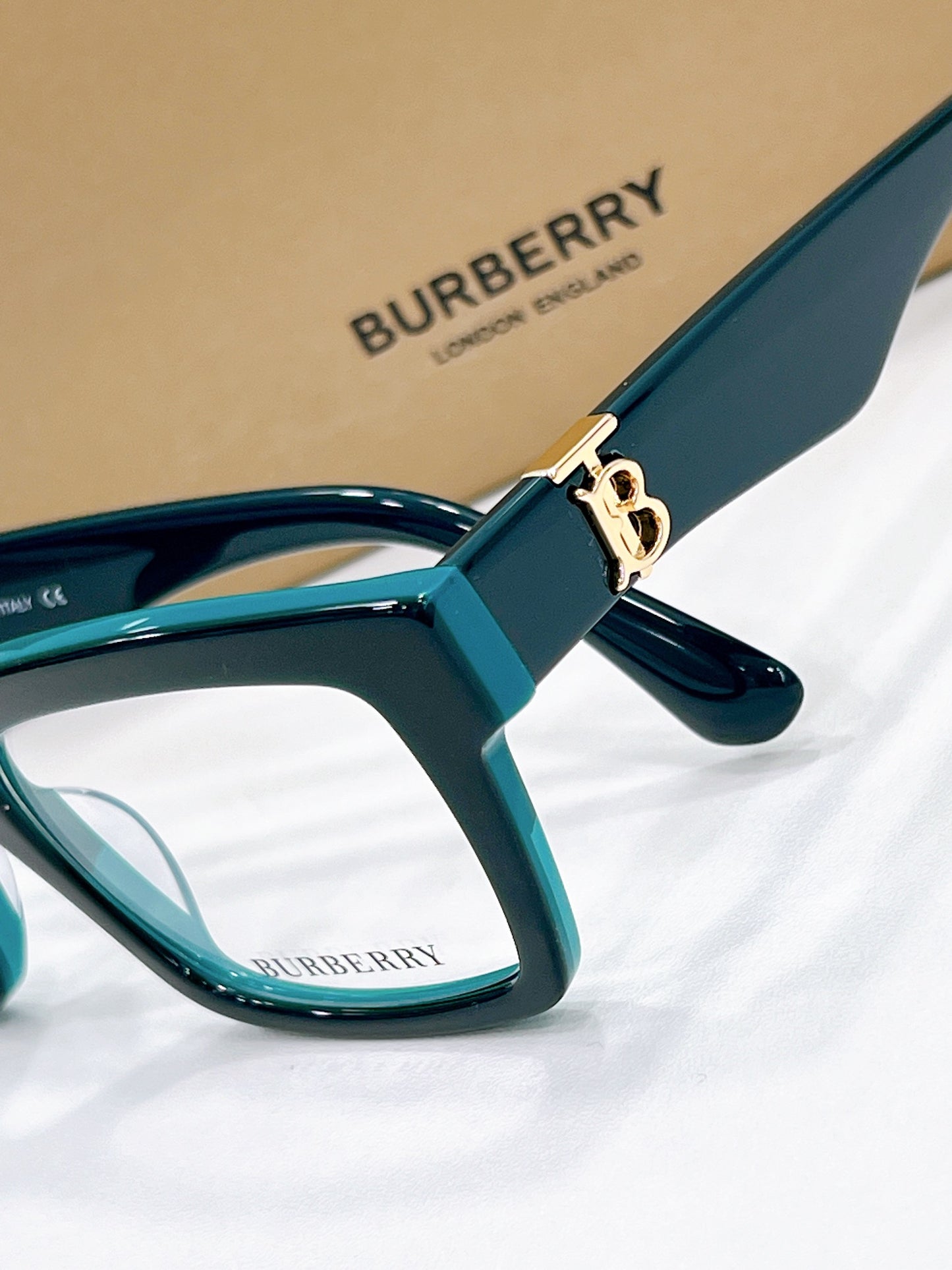 SUNGLASSES NEW ARRIVALS