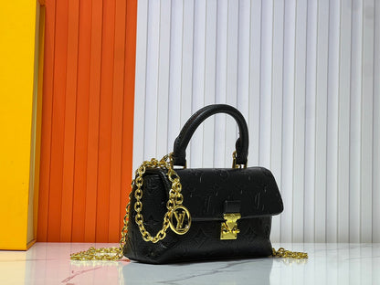 Elite Carryalls
