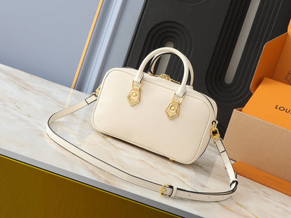 Elite Carryalls