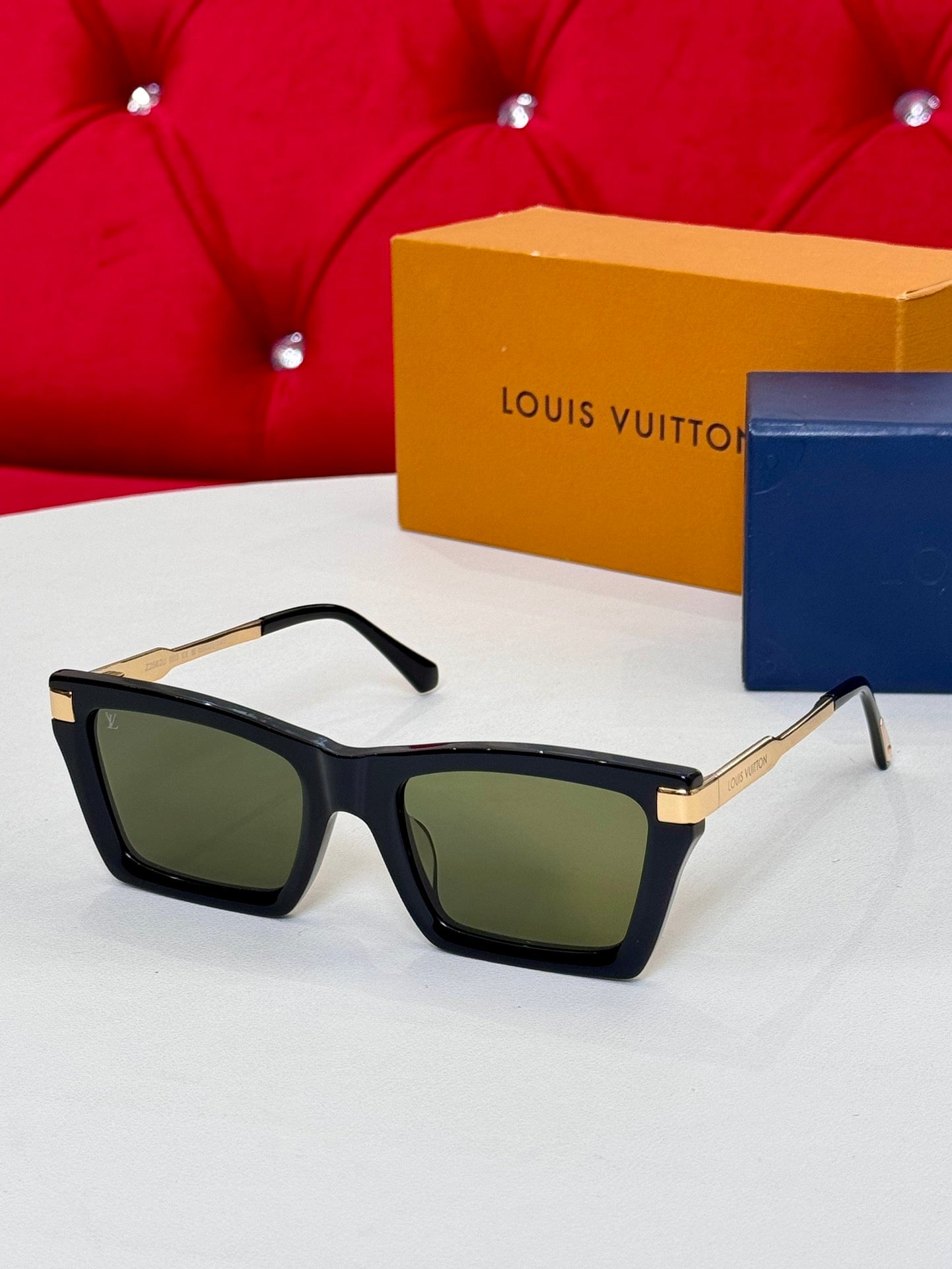 SUNGLASSES NEW ARRIVALS