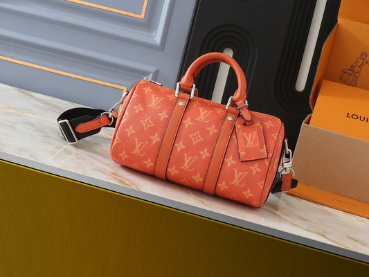 Elite Carryalls