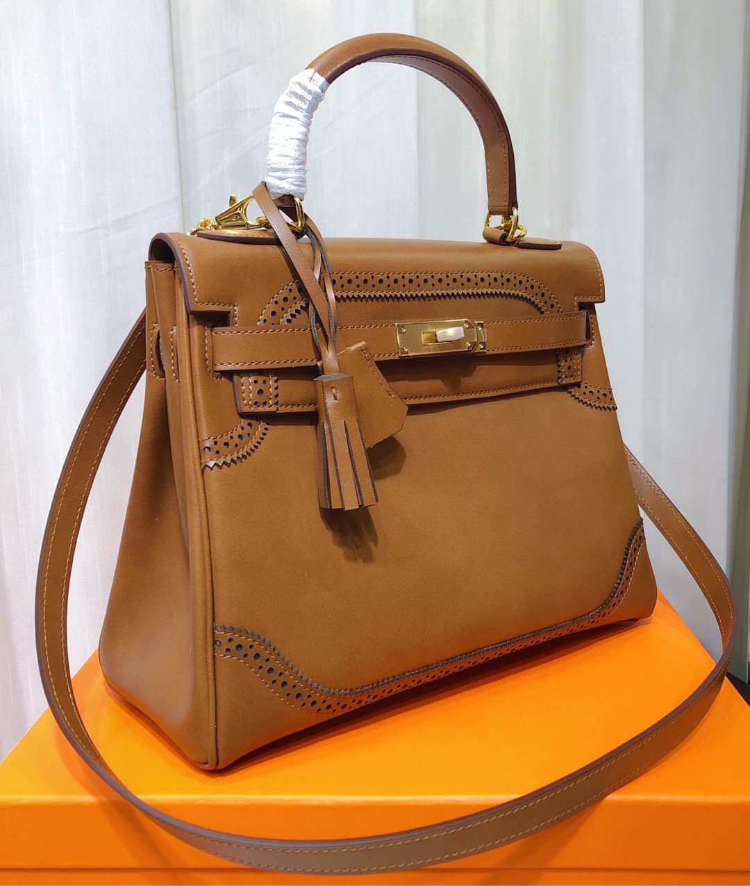 Elite Carryalls
