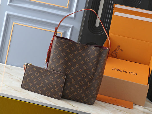Elite Carryalls
