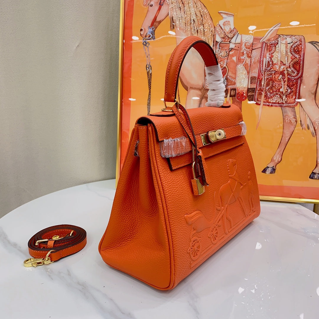 Elite Carryalls