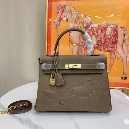 Elite Carryalls