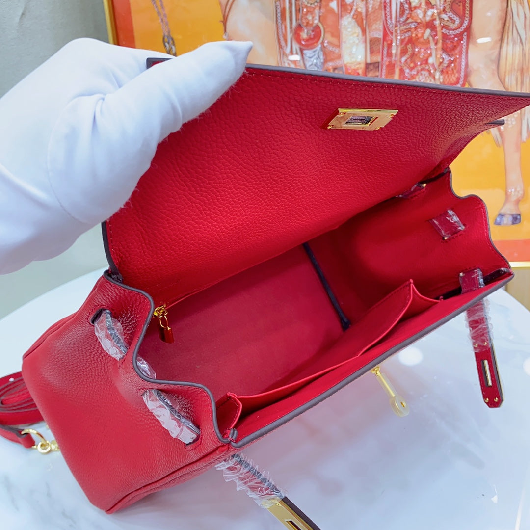 Elite Carryalls