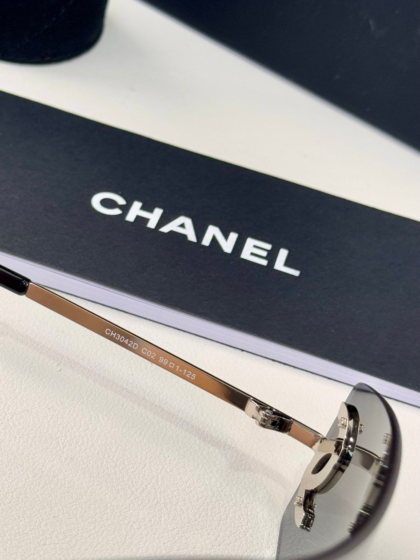 SUNGLASSES NEW ARRIVALS