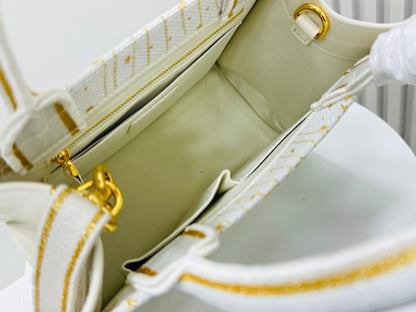 Elite Carryalls