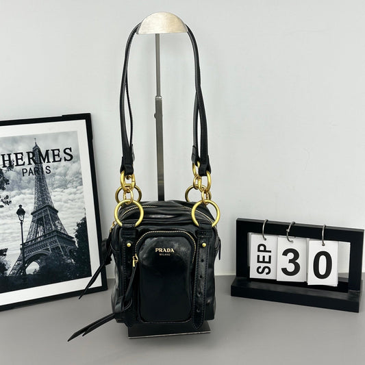 Elite Carryalls