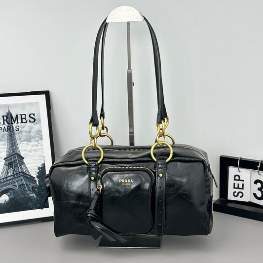 Elite Carryalls