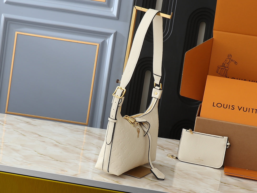 Elite Carryalls