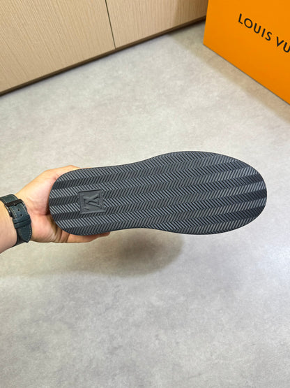 Louis Vuitton Beverly Hills Sneaker