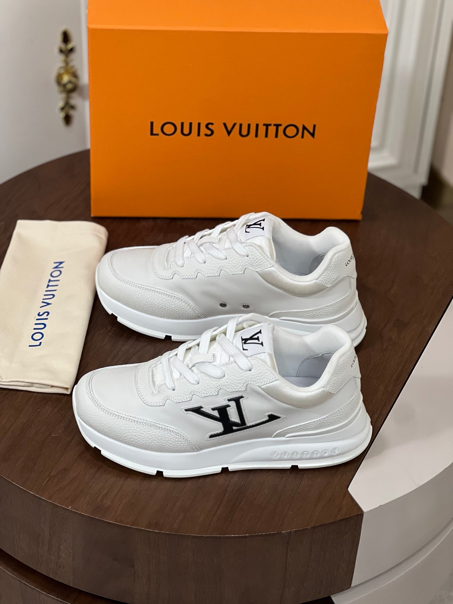 Louis Vuitton Classic Sneaker