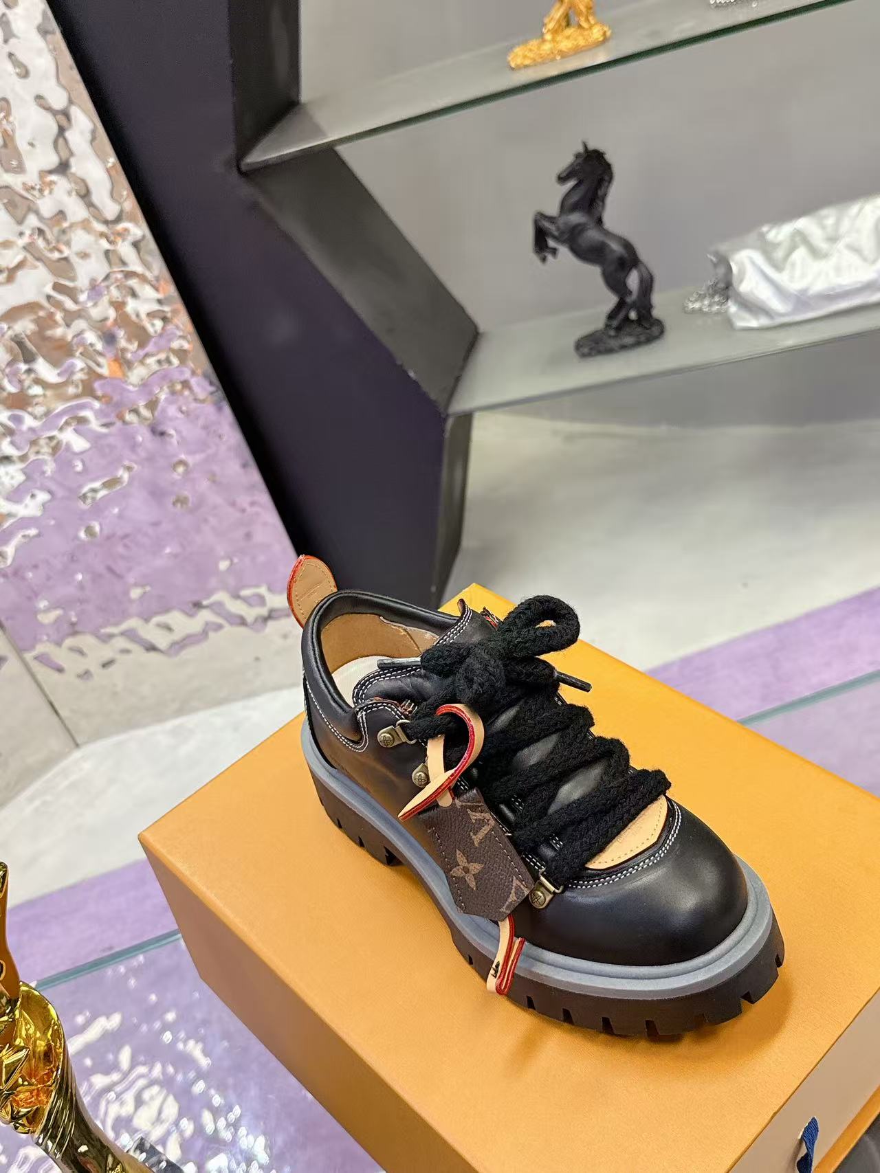 Louis Vuitton Derby LV Remix