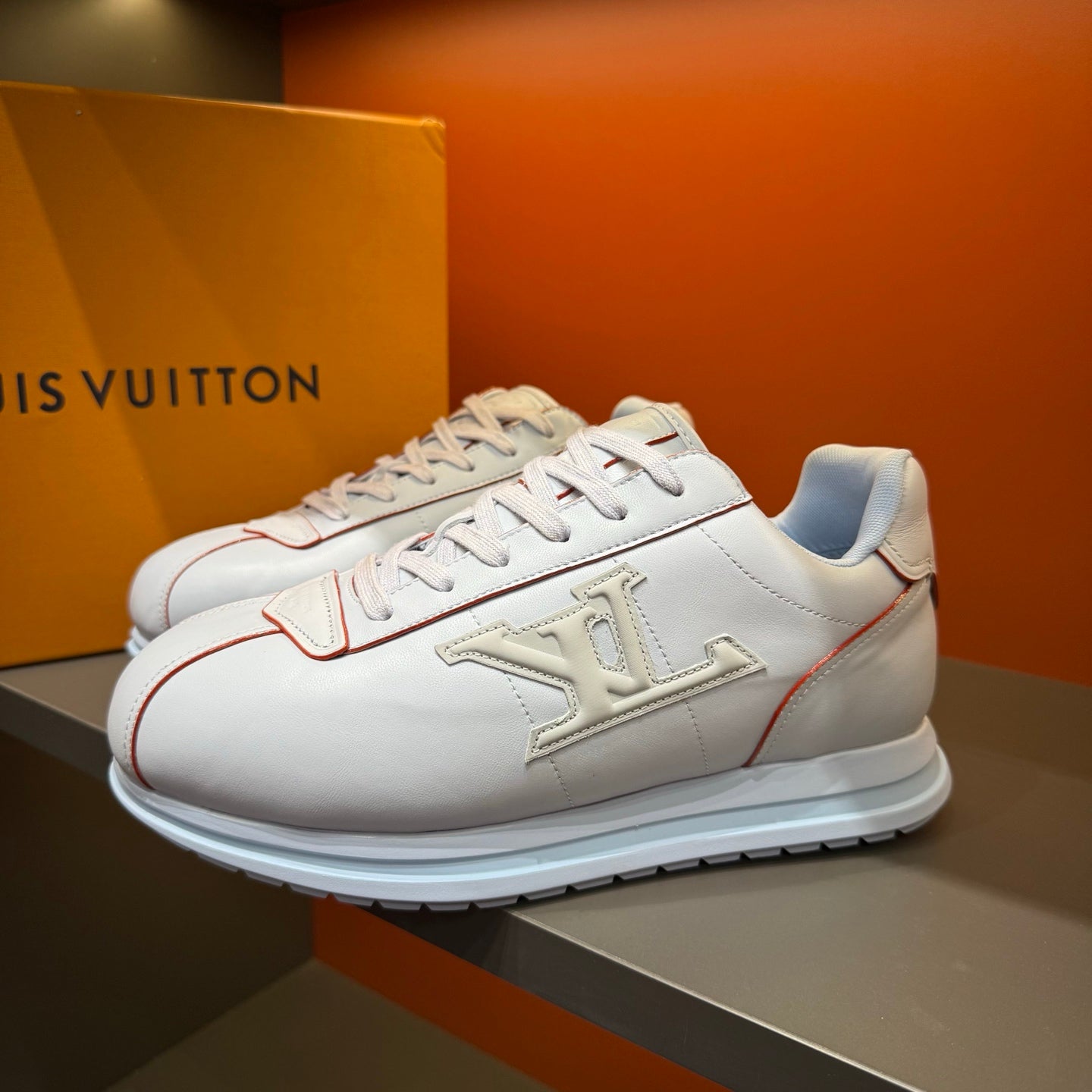 Louis Vuitton BUTTERSOFT Sports Shoes