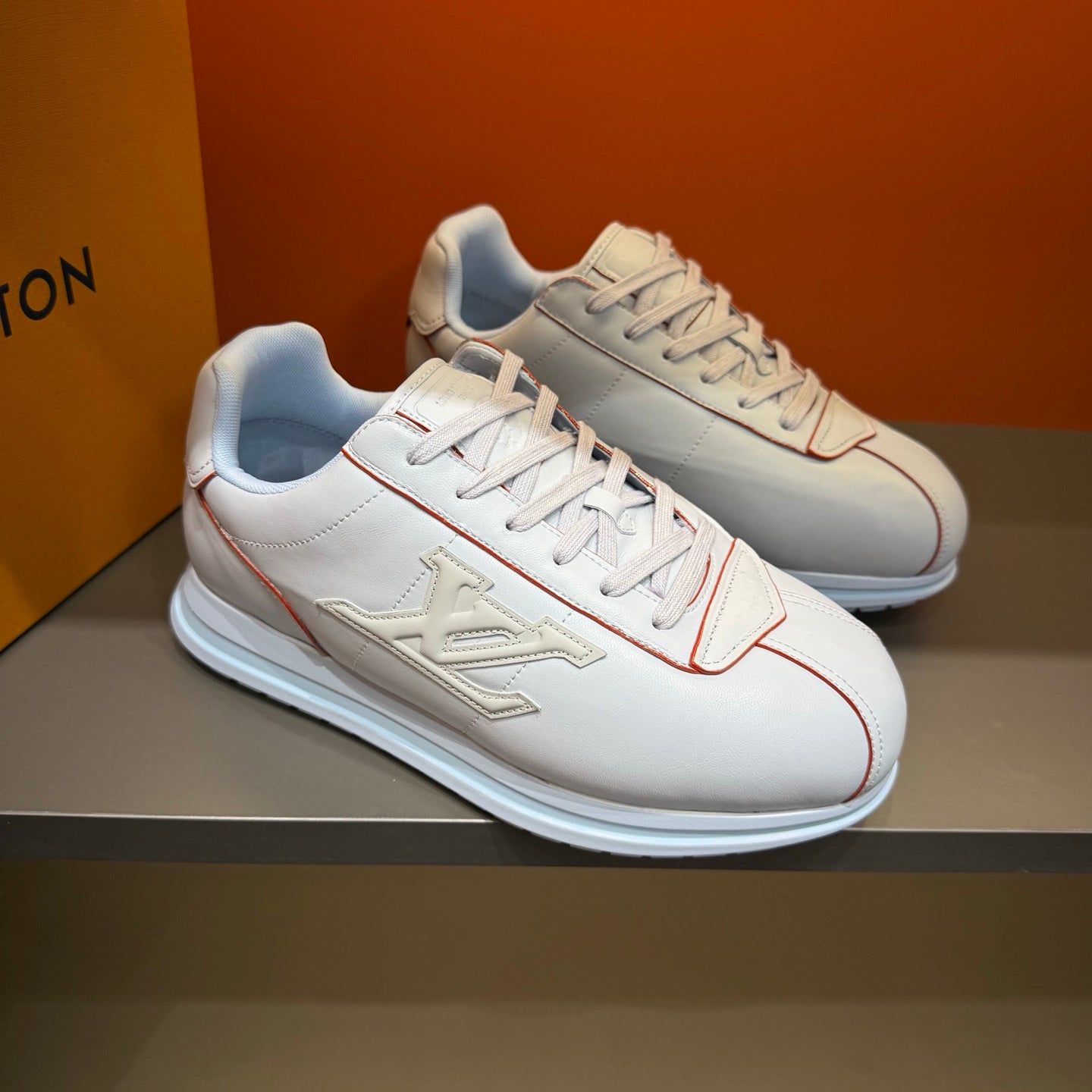 Louis Vuitton BUTTERSOFT Sports Shoes