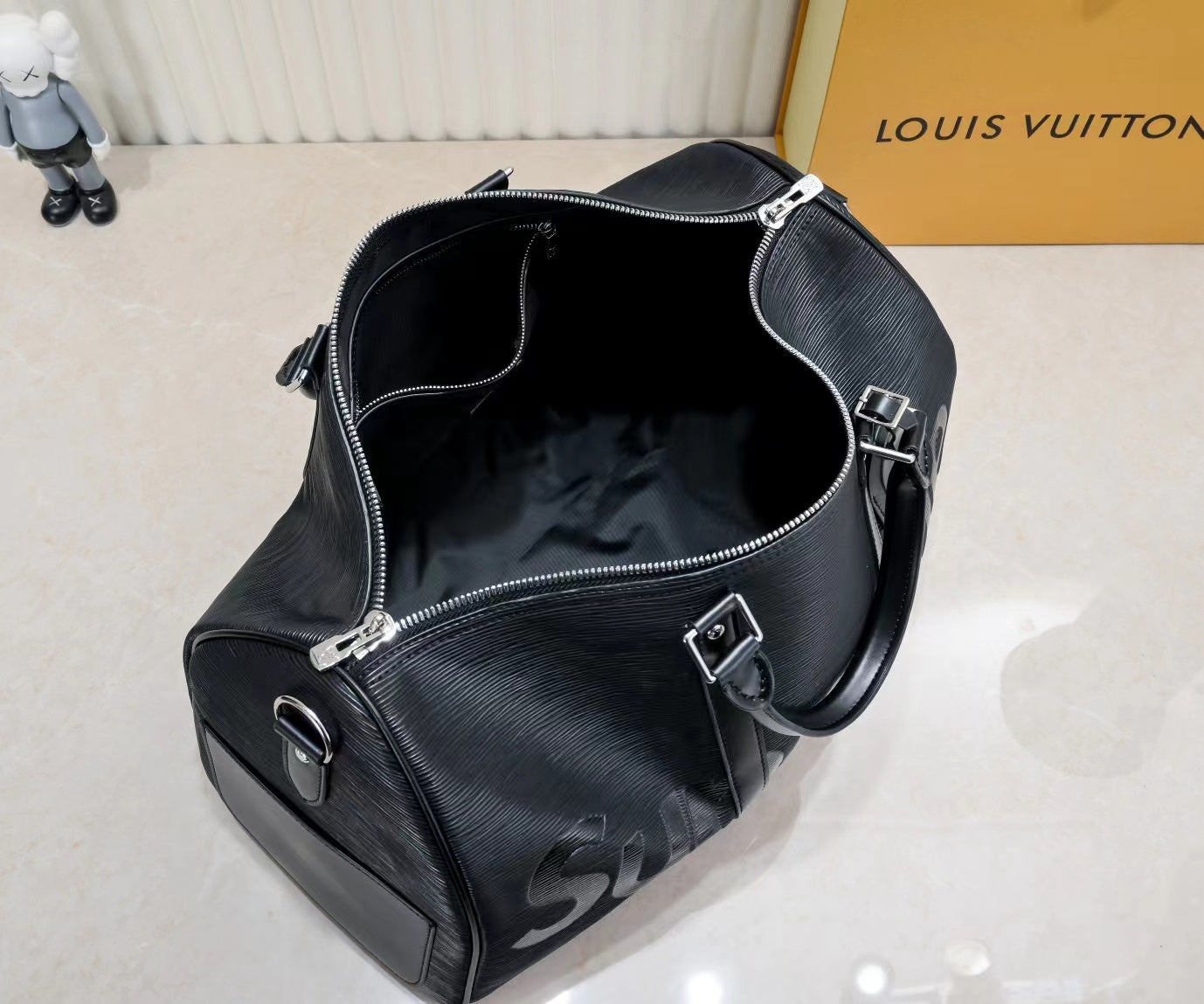 Elite Carryalls
