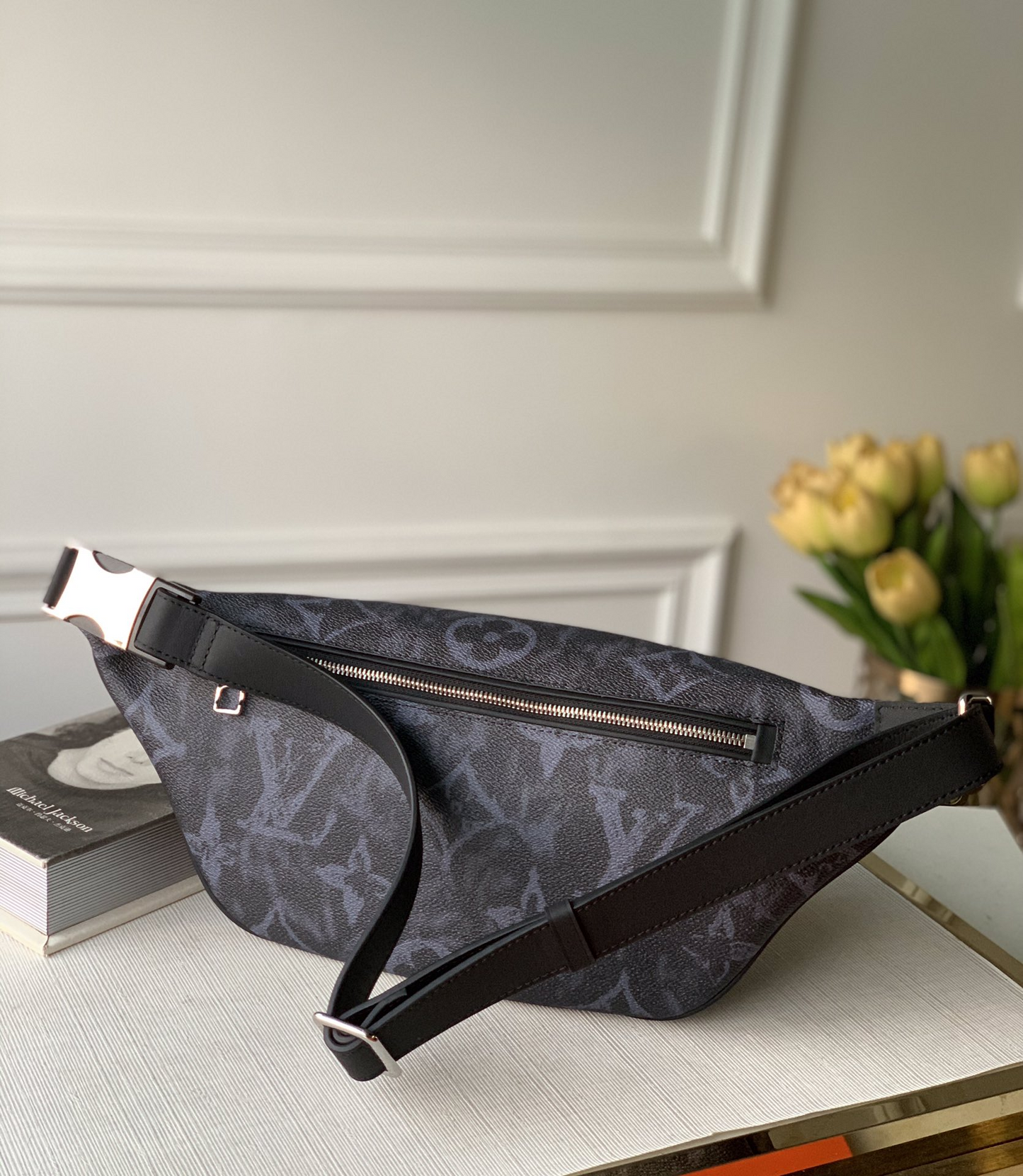 Elite Carryalls