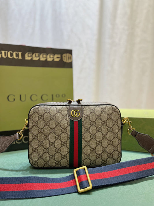 Elite Carryalls