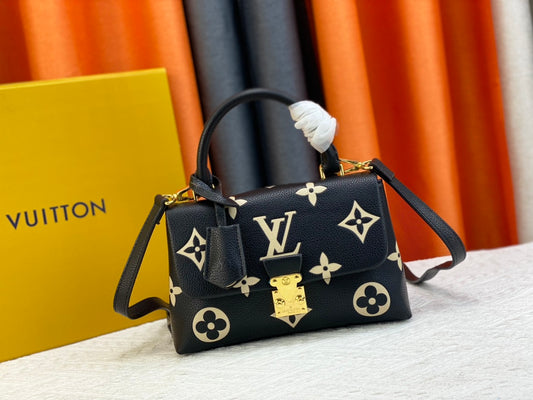 Elite Carryalls