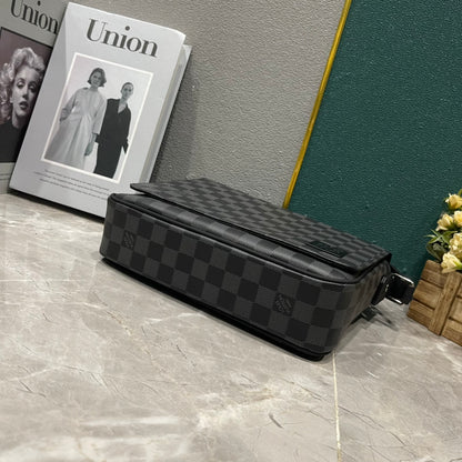 Elite Carryalls